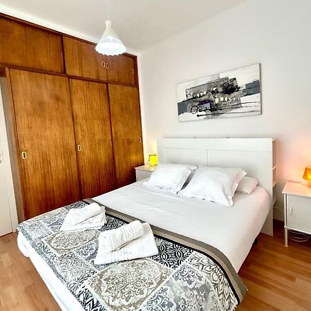Apartment carrer d'Olesa Barcelone Extérieur photo