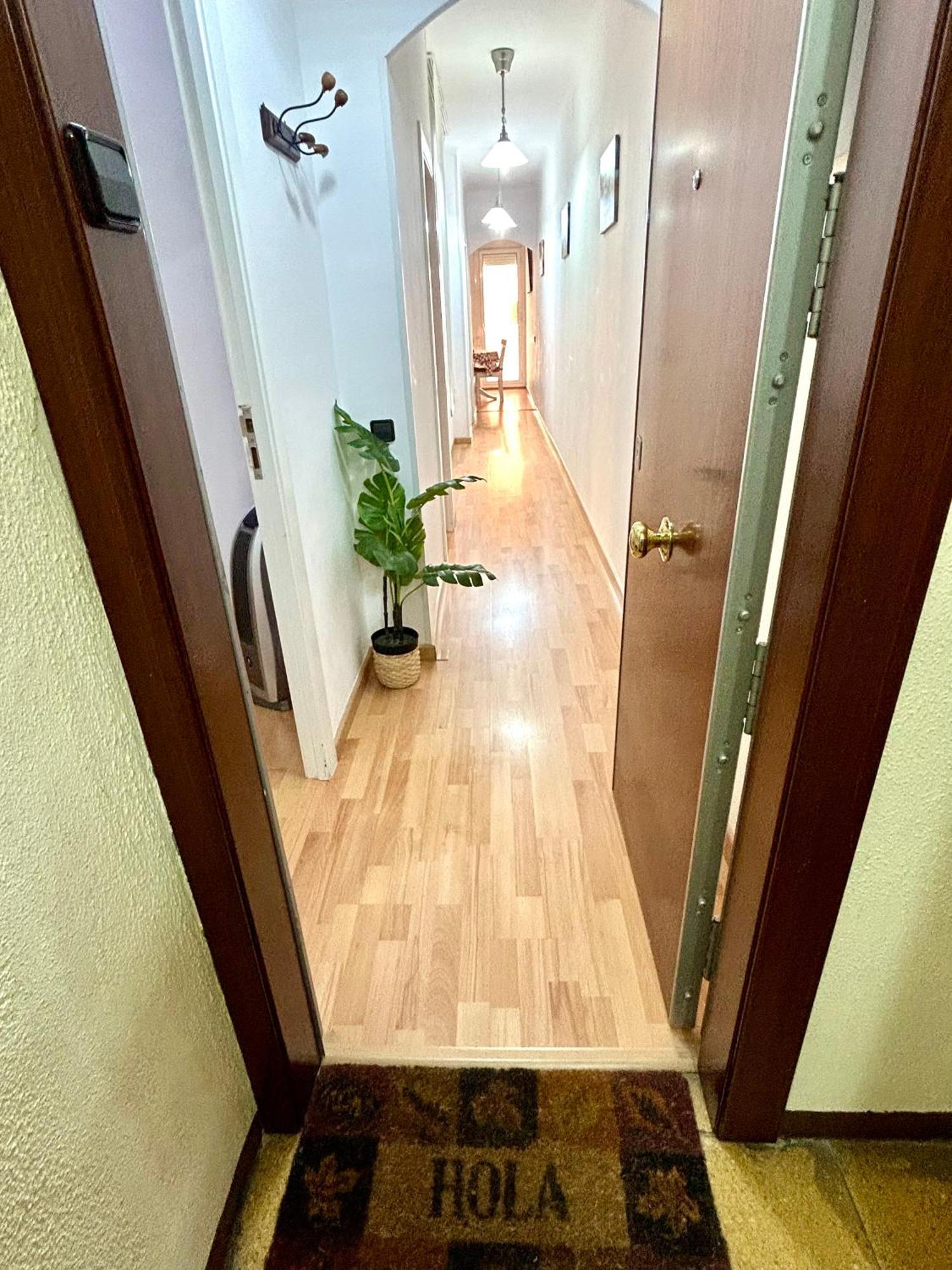 Apartment carrer d'Olesa Barcelone Extérieur photo