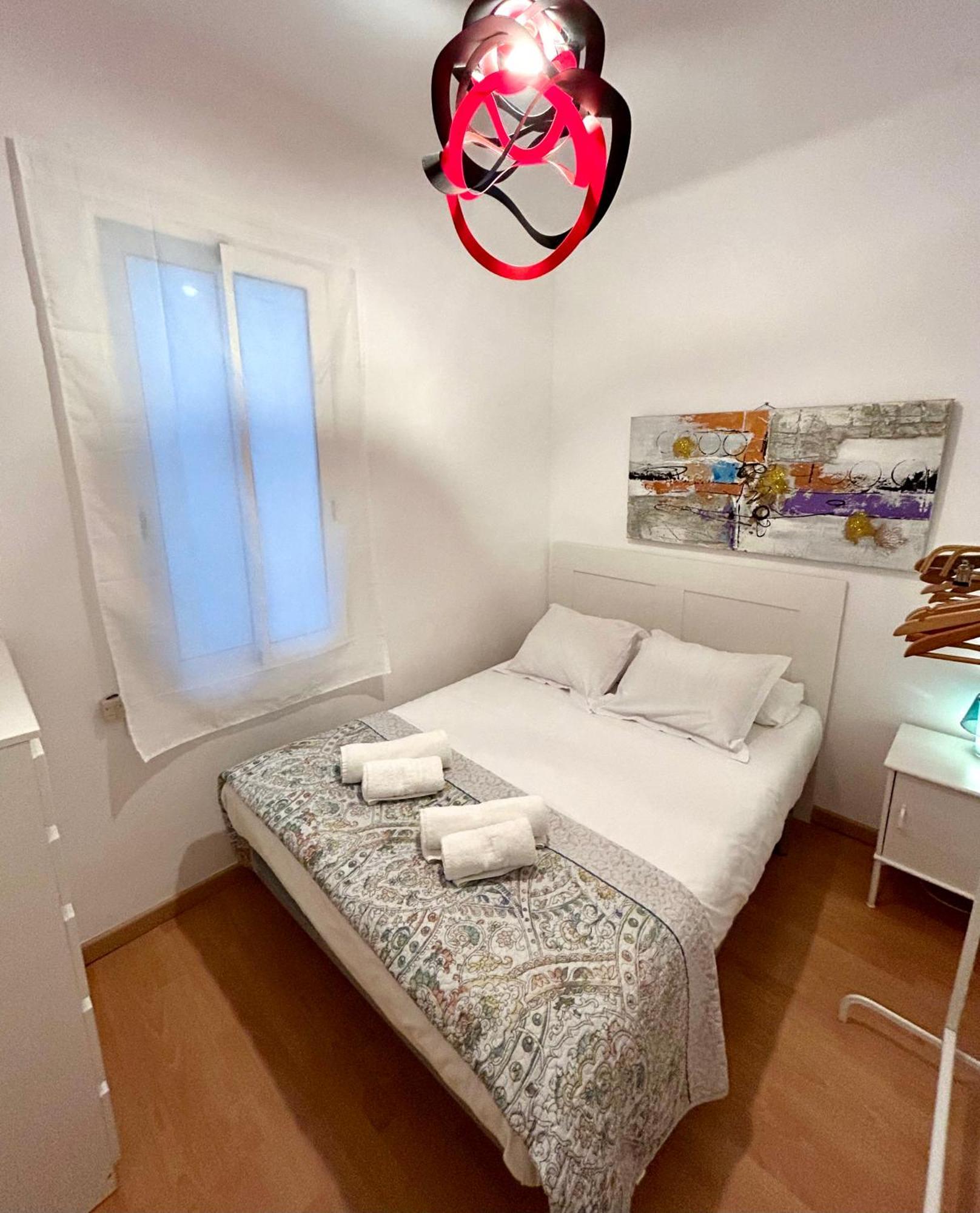Apartment carrer d'Olesa Barcelone Extérieur photo